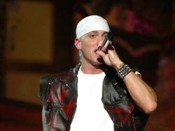 Eminem va lansa doua albume in 2009