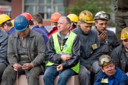 Miliardarul Mittal pierde jumatate din avere si trimite in somaj tot combinatul de la Galati