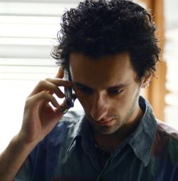 Telefoanele mobile vor fi decodate gratuit