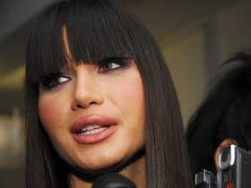 Elena Basescu a strans peste 200.000 de semnaturi pentru alegerile europarlamentare