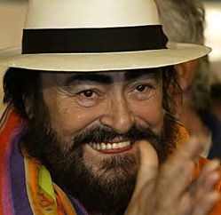 Bataie pe mostenirea lasata de Luciano Pavarotii