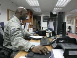 Armata americana si-a facut cont pe Facebook