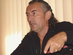 Miron Cozma si-a gasit jumatatea. Luceafarul huilei s-a logodit cu avocata Monica Ionescu