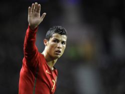 Cristiano Ronaldo se va transfera la Real Madrid pentru 70 de milioane de lire sterline