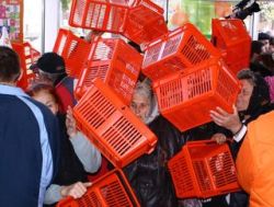 Ultimul lucru la care ar renunta romanii in criza este alcoolul