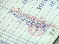 Toate cataloagele unui liceu nemtean au fost furate si apoi arse in toaleta profesorilor