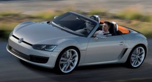 Volkswagen prezinta BlueSport, roadsterul care consuma 4,3 litri si atinge 226 km/h