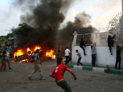 Cel putin sapte civili au fost ucisi in manifestatiile de la Teheran