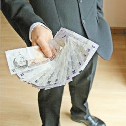 Romanii iau credite imobiliare din Ungaria. Conditii mai avantajoase si perioada de asteptare mai mica