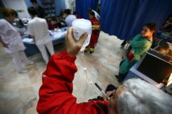 Ministrul Ferrari baga impozitul pe boala - tichetul de sanatate