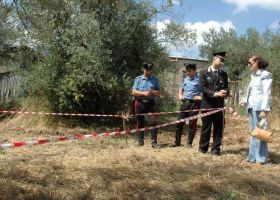 Italia: O romanca a fost impuscata pentru ca facea prea multa galagie