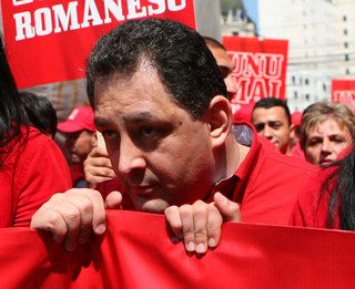 Candidatul Geoana, studentul fantoma Vanghelie si deputatii cu diplome ilegale de Spiru o ataca pe Andronescu la facultati