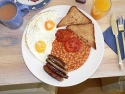 Afla care sunt alimentele care te ingrasa vara