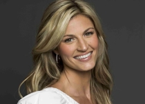 Erin Andrews, cea mai sexy prezentatoare din SUA, goala intr-un film pe net