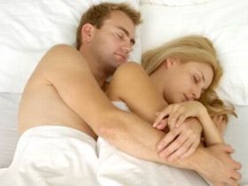 Romanii fac sex de 12 ori pe luna