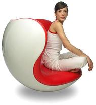 Sedentarismul la locul de munca poate cauza afectiuni ale coloanei vertebrale