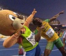 Usain Bolt, oficial cel mai rapid om al planetei: A doborat si recordul mondial la 200 de metri