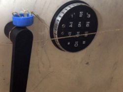 Jaf la sediul unei firme din Oradea! Hotii au fugit cu 30.000 de lei