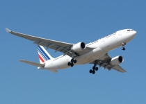 Air France vrea sa concedieze voluntar 1.500 de angajati pentru a reduce cheltuielile