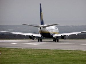 Avion cu 104 pasageri la bord, deturnat de teroristi in Mexic