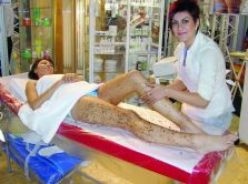 Femeile se impacheteaza in caviar, cafea si kiwi