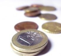 Numarul creditelor acordate populatiei a crescut usor in august