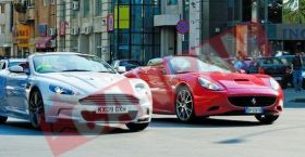 Vedetele Top Gear, blocate in traficul din Capitala si asaltate de cersetori