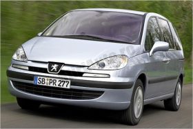 Peugeot extinde gama de motoare pentru 807