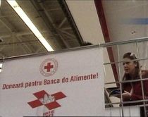 Romanii pot dona alimente, direct in supermarketuri, pentru familiile nevoiase