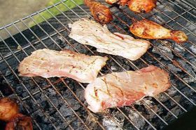 Legea picnicului: Ministerul Mediului va interzice gratarele langa bloc