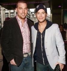 Stephen Gately, unul dintre membrii trupei Boyzone a murit in somn, la 33 de ani
