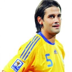 Cristi Chivu implineste 29 de ani. Transmite-i un mesaj capitanului Nationalei