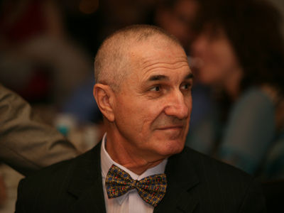 Trupul neinsufletit al lui Gheorghe Dinica, depus la Biserica Icoanei din Capitala