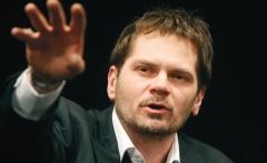 Florin Piersic Jr. isi lanseaza Opere cumplite