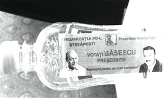 In Arges, PD-L a branduit sticlele de vodca cu chipul lui Traian Basescu