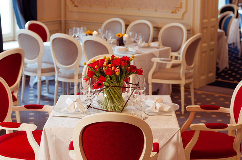 Da-ti intalnire cu prietenii intr-un restaurant cu specific italian!