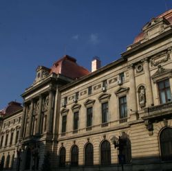 Doua banci straine au retras 2 miliarde de euro din Romania