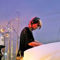 Sister Bliss de la Faithless mixeaza la Bucuresti