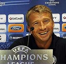 Dan Petrescu si-a trimis CV-ul pentru postul de selectioner al Scotiei