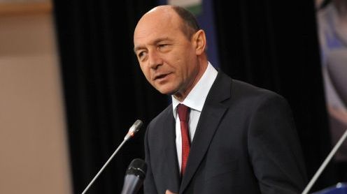 Rezultate finale: Traian Basescu - 50,33%, Mircea Geoana - 49,66%