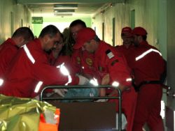 Si-a dat foc la organele genitale din cauza singuratatii