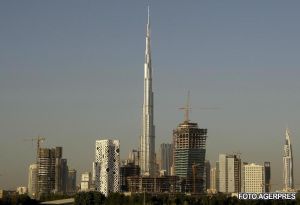 Burj Dubai - Cea mai inalta cladire din lume va fi inaugurata luni