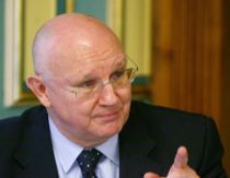 Europarlamentarul Pascu propune o taxa pe sex, cu numele de 