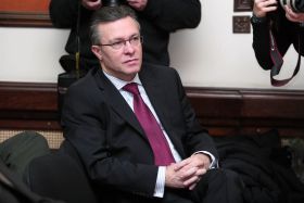 Cristian Diaconescu, pregatit sa candideze pentru sefia PSD