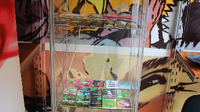 Droguri vandute langa centrul de dezintoxicare