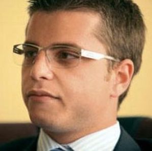 Silviu Prigoana: I-am zis sa-si ia cravata violet! El nimic. Batman, Batman!