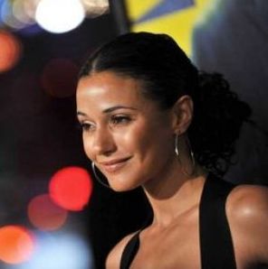 Emmanuelle Chriqui, cea mai dorita femeie in 2010