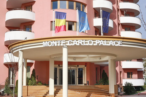 Monte Carlo Palace Residence & Hotel - UNICA RESEDINTA DE LUX CARE OFERA SERVICII HOTELIERE DE 5 STELE