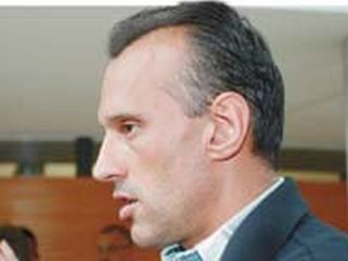 Florin Prunea a ramas fara permis, dupa ce a fost prins cu 120km/h in localitate