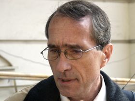 Valentin Ceausescu a inregistrat numele dictatorului la OSIM si da in judecata Teatrul Odeon